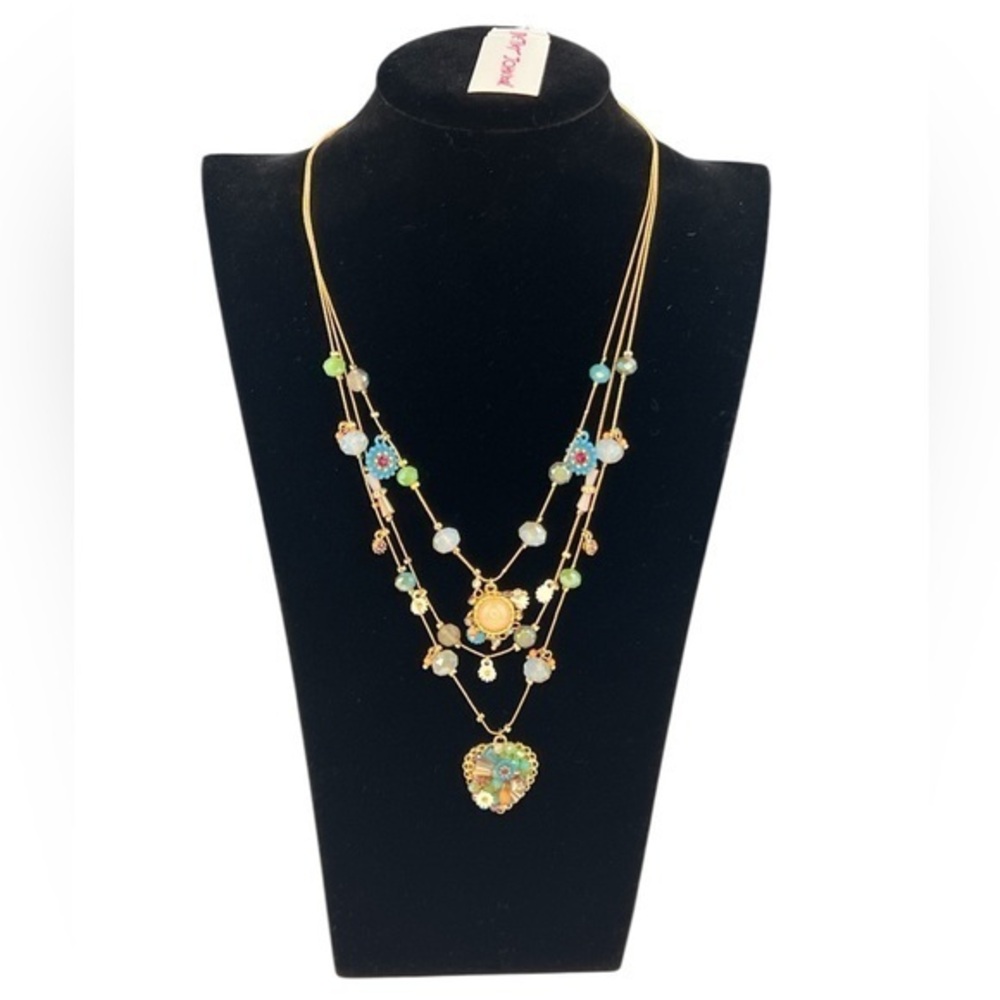 Betsy Johnson - ‘Heart - multi layers’ necklace. NWT